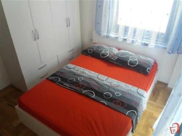 Дава се под наем Тристаен апартамент в Пловдив, Кючук Париж - 87 кв.м за 377.4 € - Снимка #4