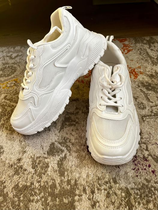 Маратонки/сникърси