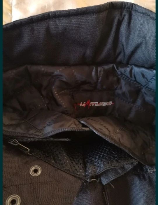 Vând pantaloni moto, waterproof