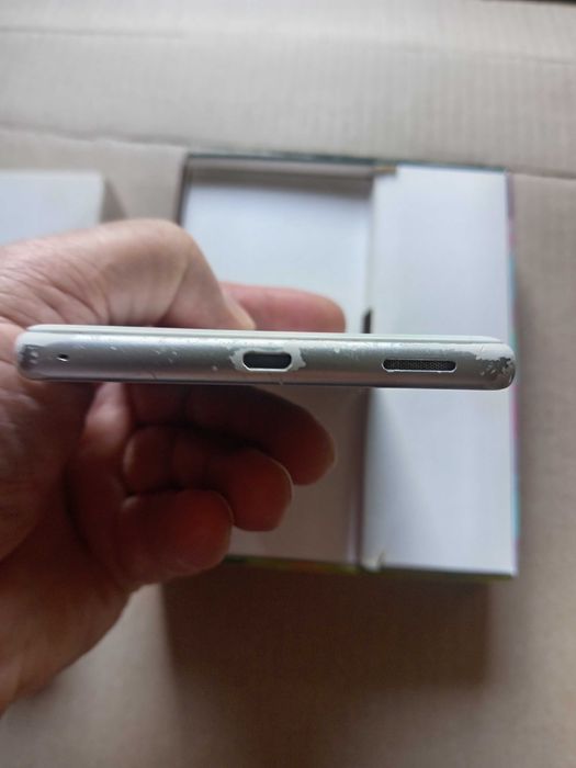 Продаеться Sony Xperia XA Ultra ЗАПЧАСТЬ