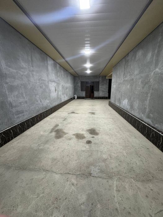 Uy hovli 15 xona 12 sotx