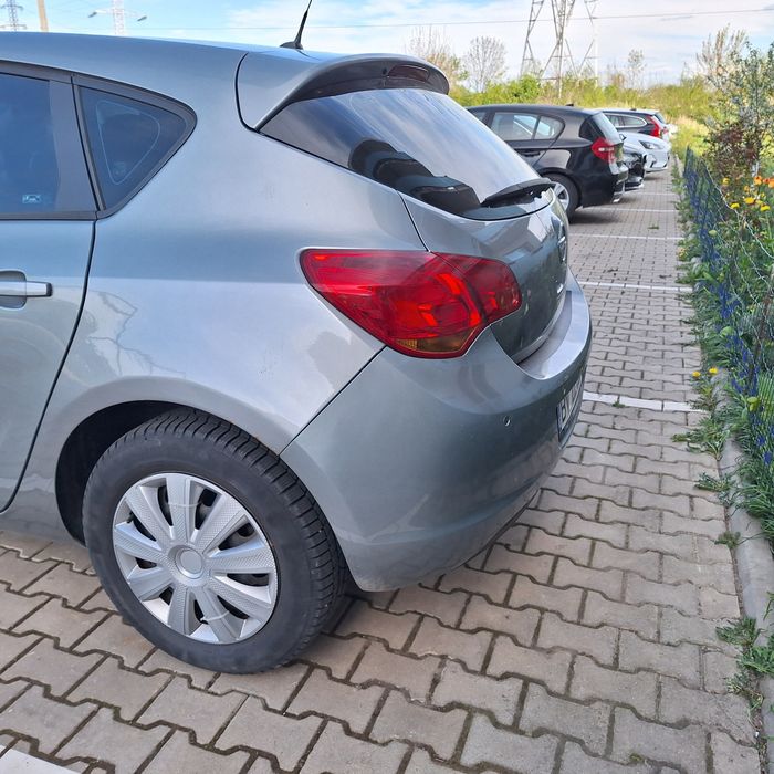 OPEL Astra 2011 — imagine 2