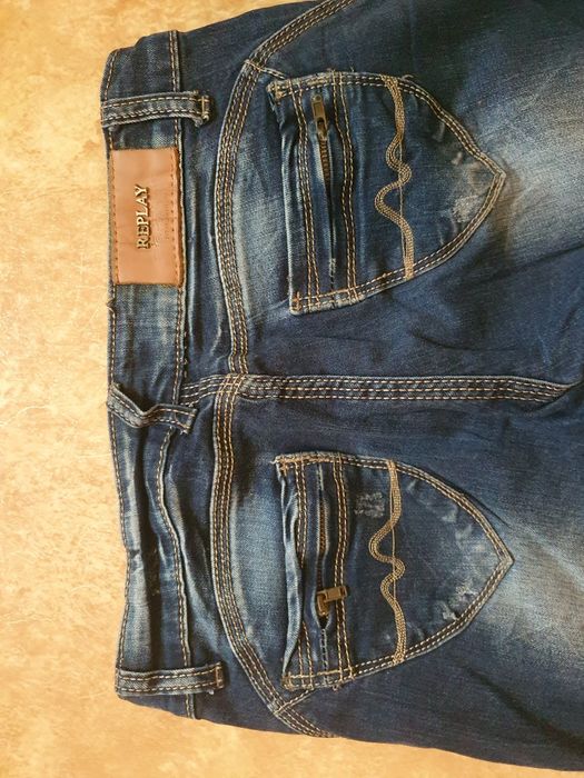 Джинсы для девочки р.25-26