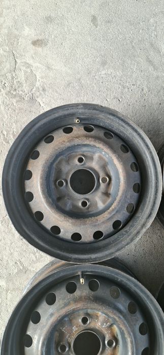 Диски 4шт R14 4×114.3 ET35 5J