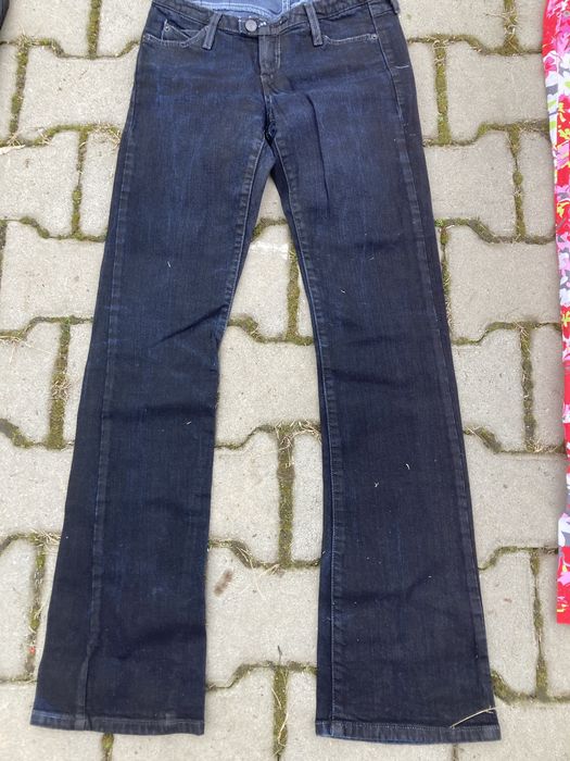 Blugi si pantaloni