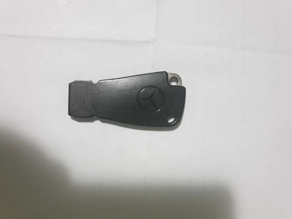 cheie Mercedes pentru plajă ! + contacte Mercedes clasa C