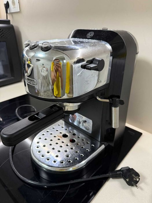 Кафе машина Делонги