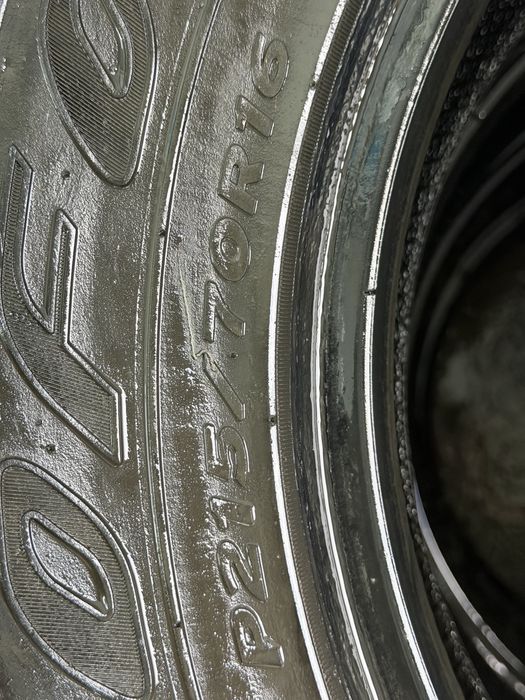 215/70/16 комплект шины