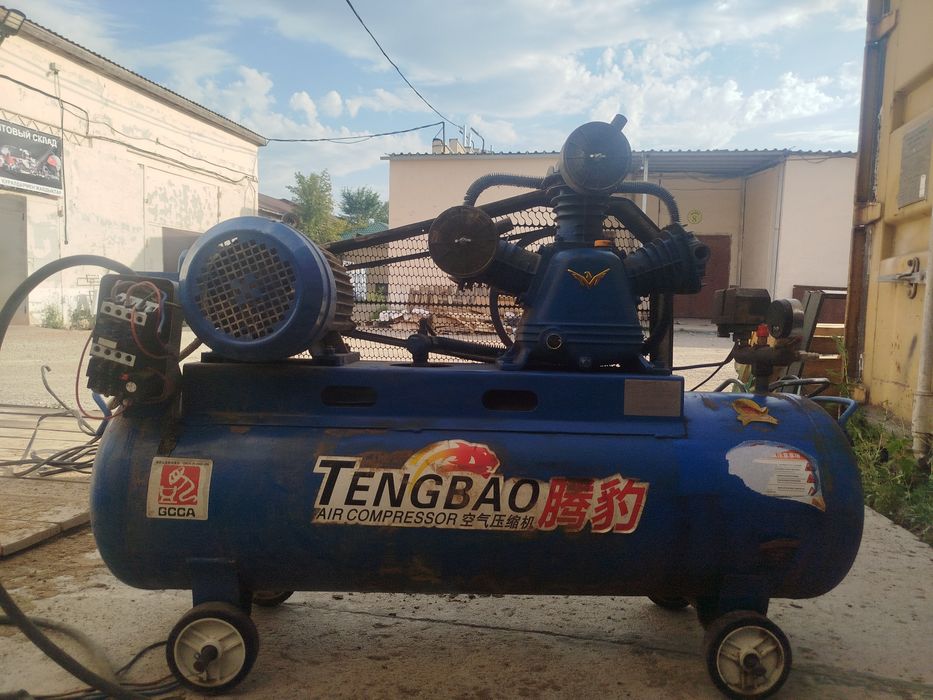 Продам компрессор на 380В