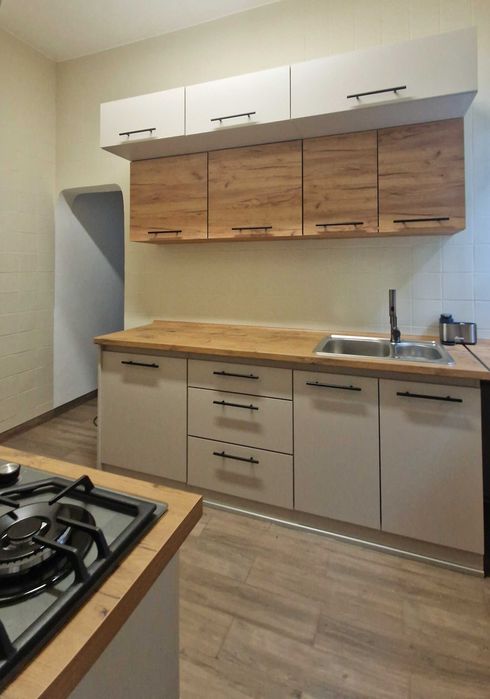 Inchiriez ultracentral apartament 2 camere si dining la parter de casa cu curte - loc de parcare inclus-  Bucuresti  zona Piata Muncii