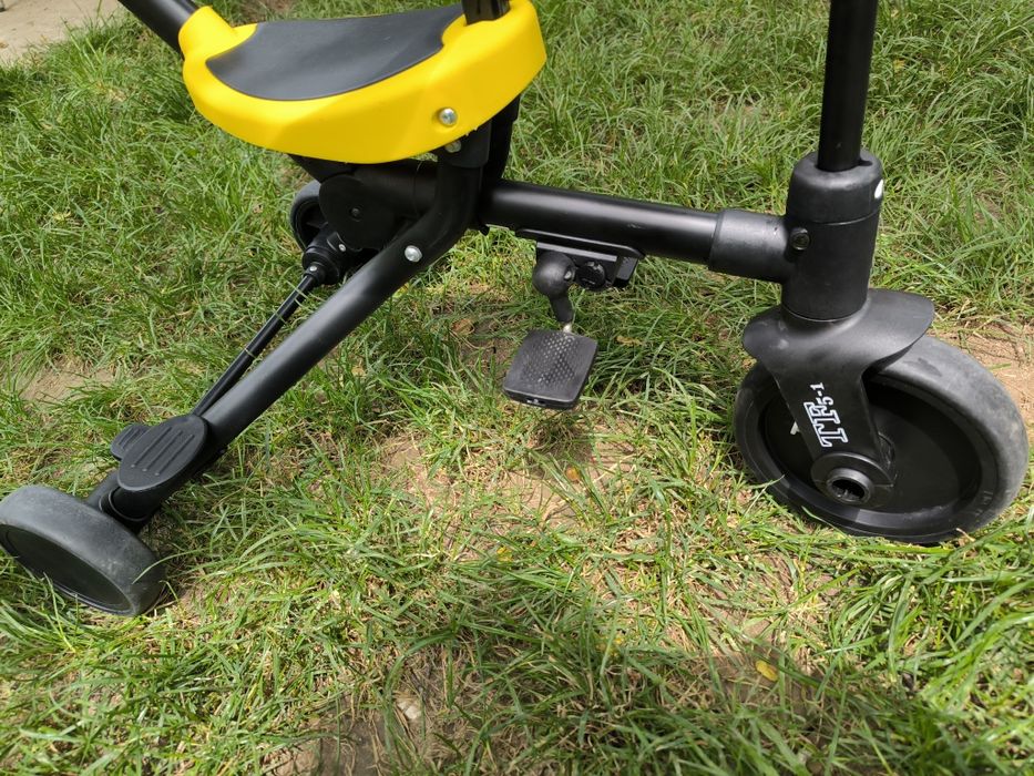 Велосипед трехколесный