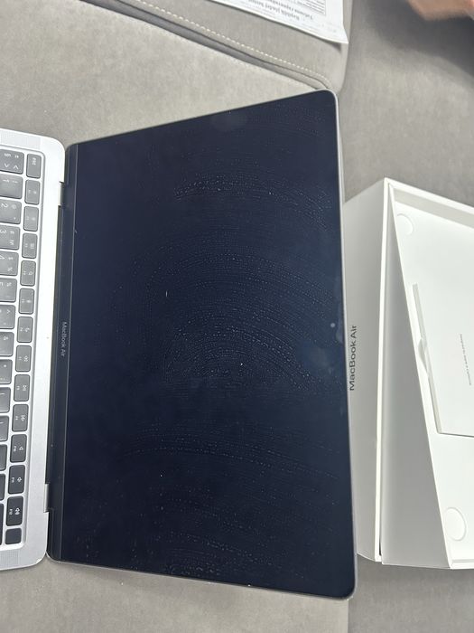 Продам Macbook air M1