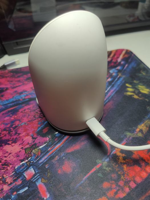 Google pixel stand 2