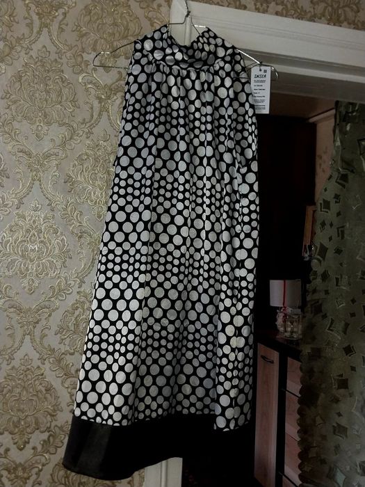 Продам платье б/у