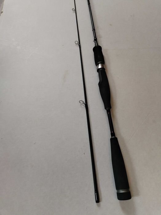 Риболовни Въдици Макари