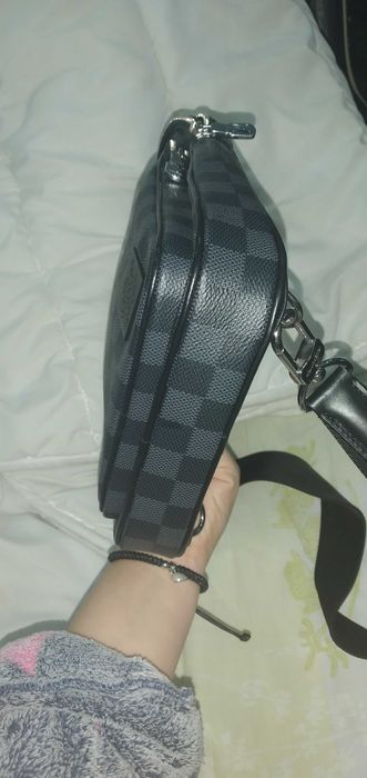 Borseta pentru barbati louis vuitton