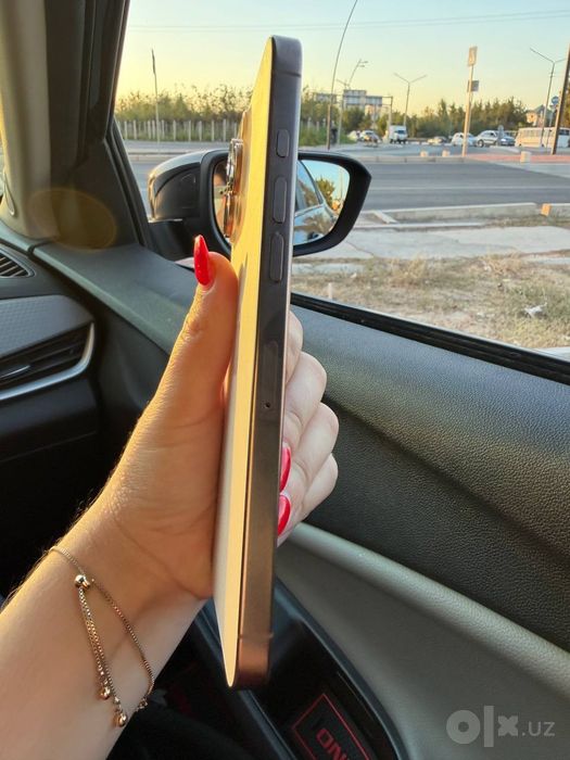 Iphone 16 pro max 1 Tr sotiladi