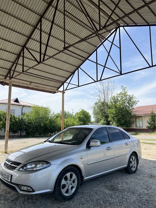 Daewoo Gentra 1.5 2014 г. 300.000км