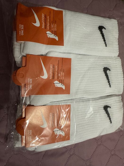 Памучни чорапи Найк