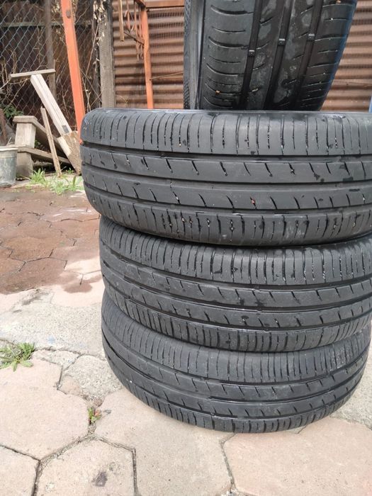 продам комплект шин