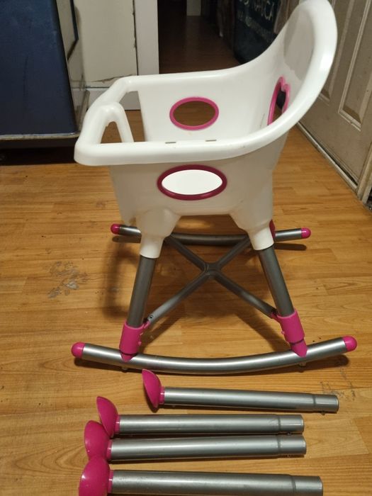 Scaun de masa bebe