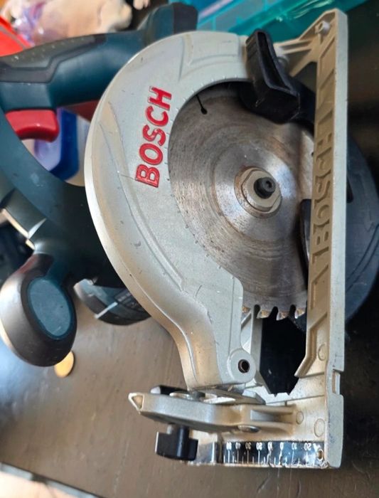 fierastrau circular bosch professional GKS18 V- LI