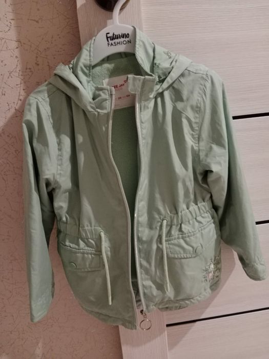 Теплые куртки для девочек