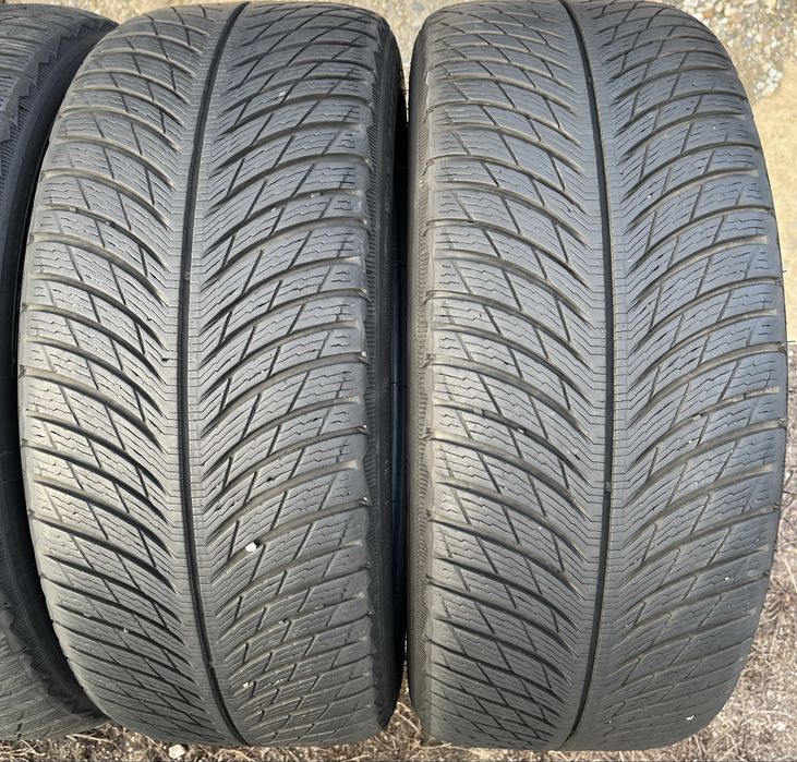 2бр 245/45/19 на 6,4мм с 18дот