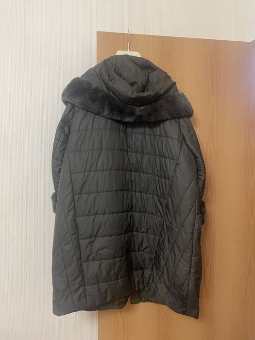 Продам 3 женских зимних пуховика