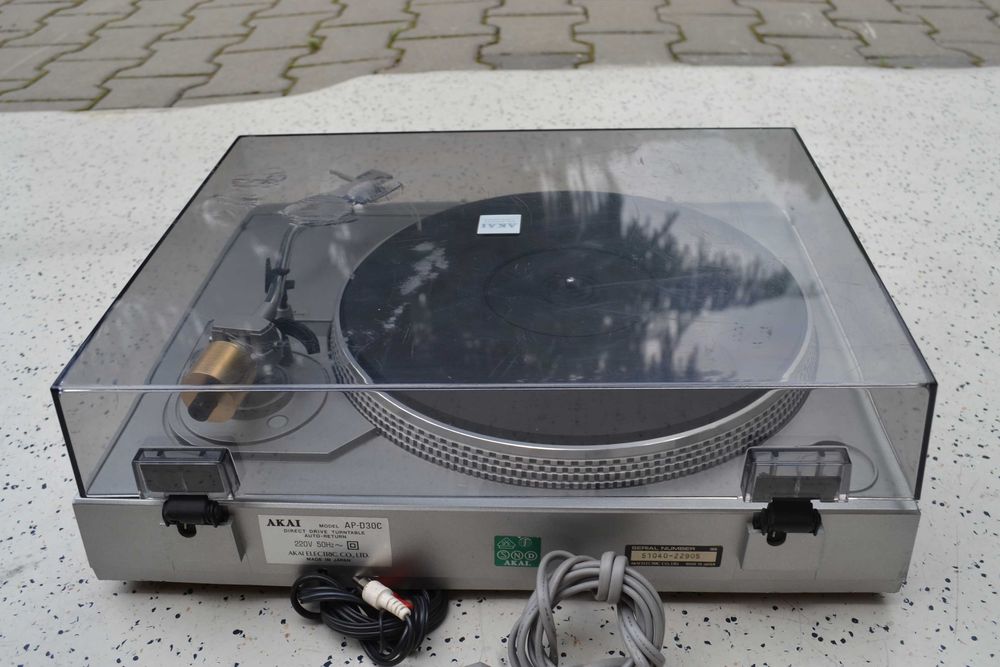 Pick up Akai AP D 30 C