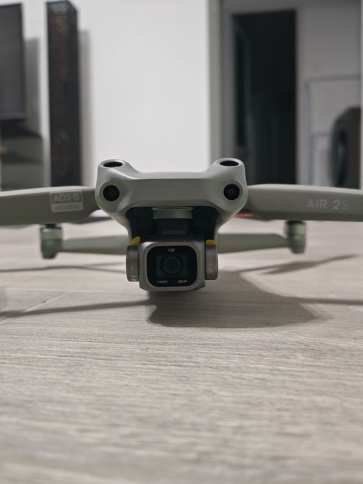 Dronă DJI Air 2S