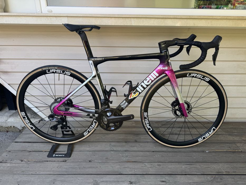 Карбонов шосеен велосипед Cinelli Pressure 2 – Team Edition (MBH Bank Ballan CSB Colpack)