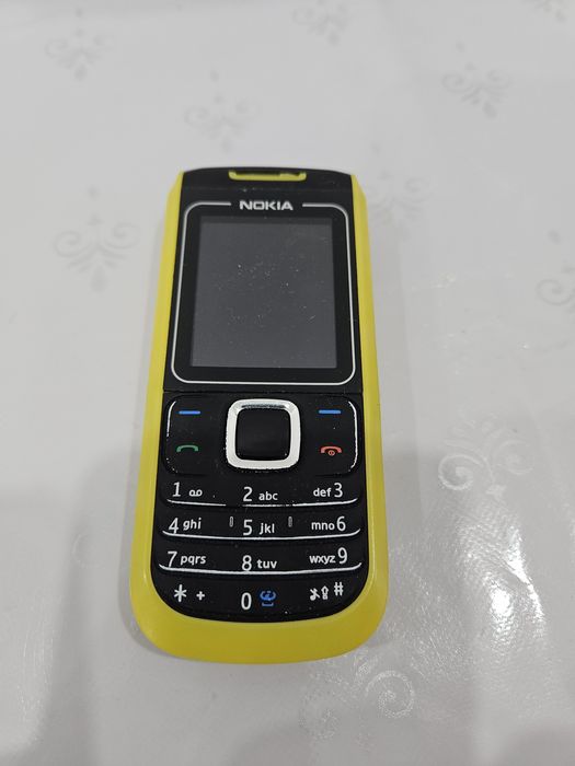 Простой телефон  сатылады