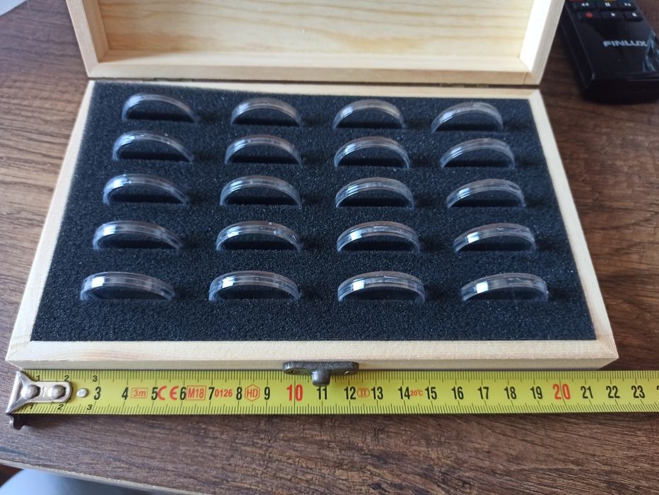 Кутия за монети 20бр.