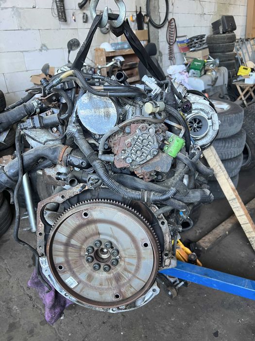 Motor complet echipat Renault Espace , Renault Scenic , Renault Trffic , Opel Vivaro , Nissan X-trail 2.0 D cod motor MR9 R815