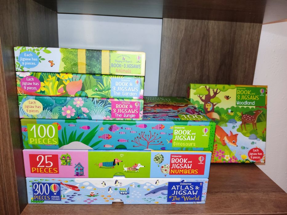 Vând carti interactive Usborne (cu muzica, lumini etc)