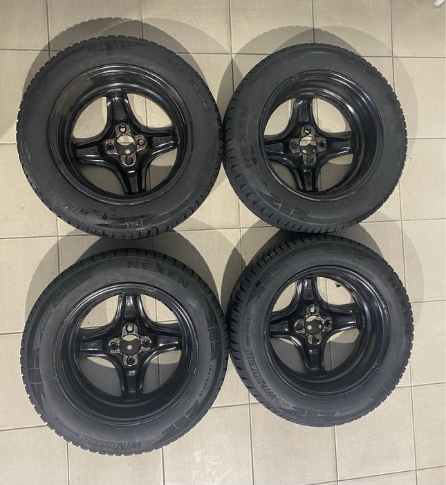 Roti Logan 3 jante otel / capace / anvelope iarna 185-65-15  Nexen