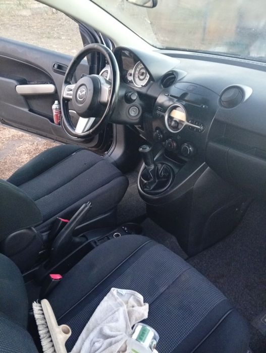 MAZDA 2 2009 — imagine 2