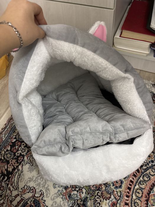 Лежанка для кошки