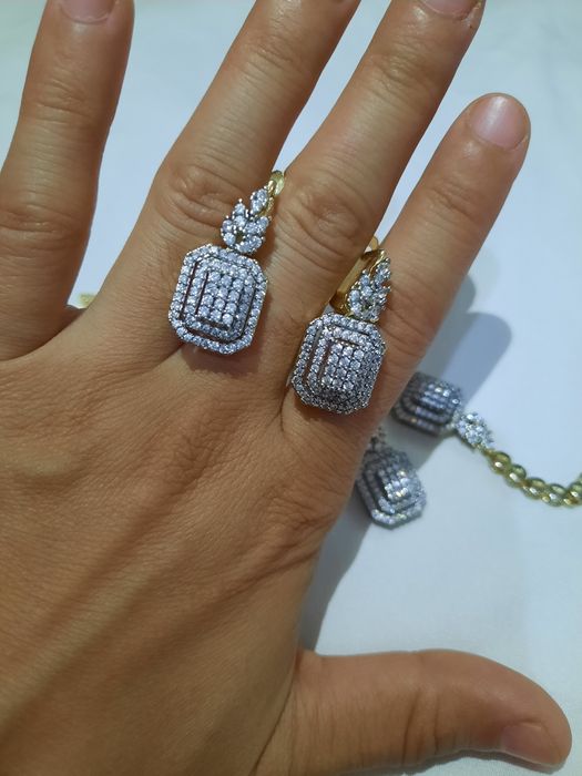 1 ta Zirak 1 ta kulon 1 ta braslet va 1 ta marjon sifati juda alo