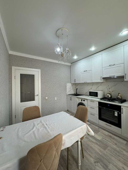 Продам 2х комн кв Батыс