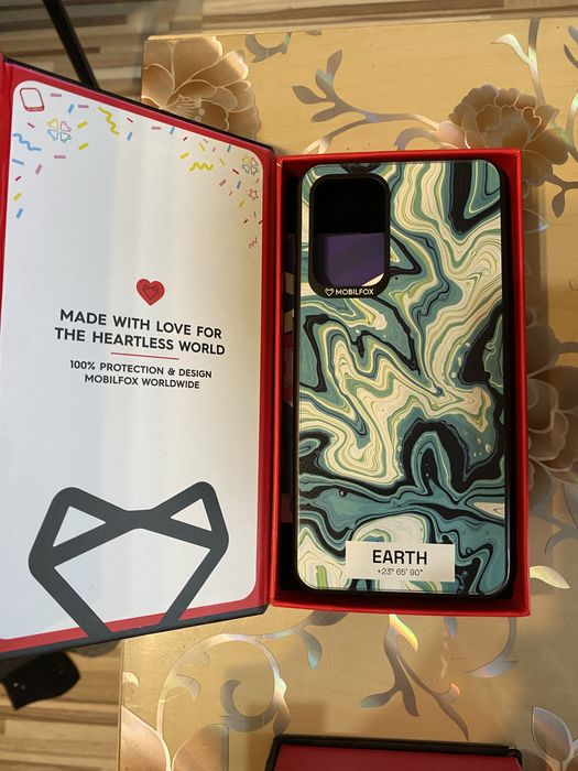 Продавам кейсове за Samsung galaxy a 72