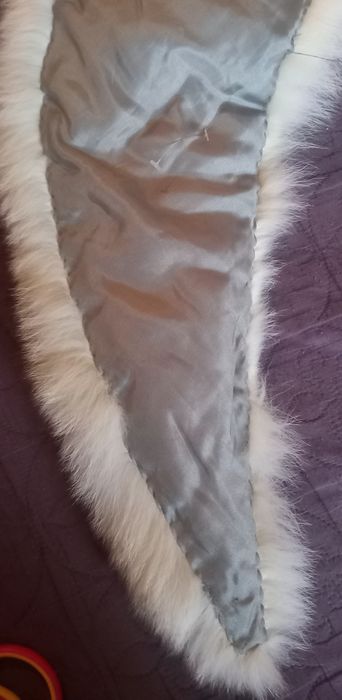 Guler de vulpe argintie lung de 1,31m