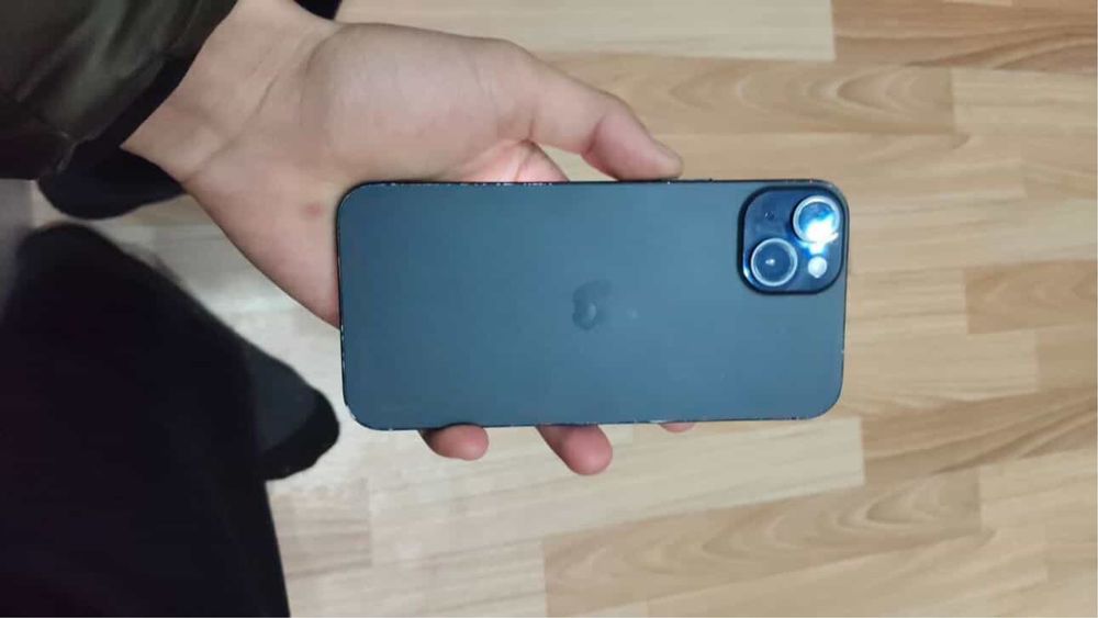 Айфон плюс СРОЧНО