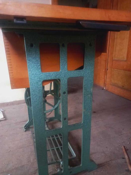 Крачна шевна машина Lucznik