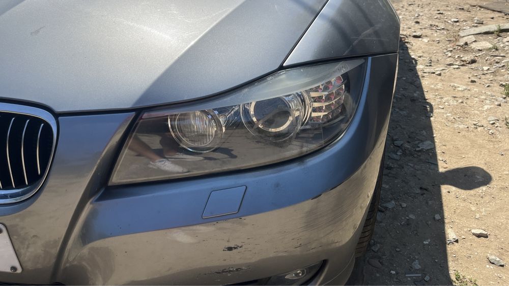 Far faruri stanga dreapta bi-xenon adaptiv Bmw e 90 facelift piese