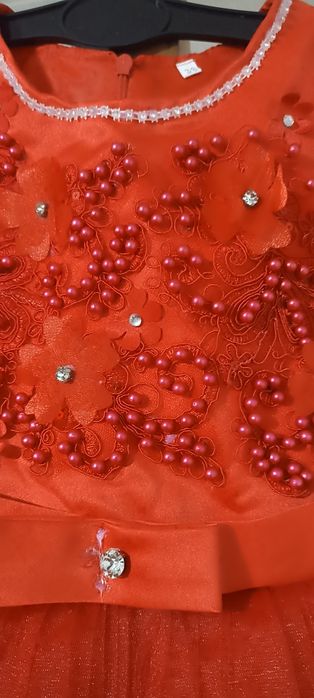 Платье на девочку