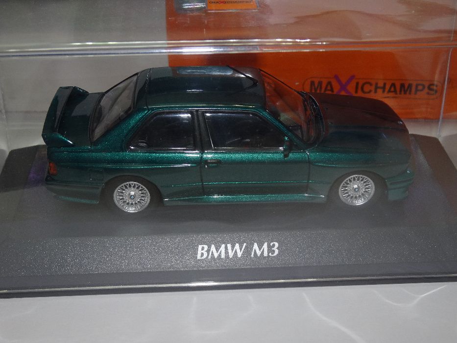 Macheta Bmw M3 e30 Maxichamps 1:43