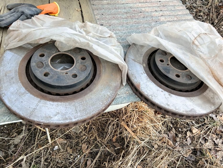 Продам диск тойота