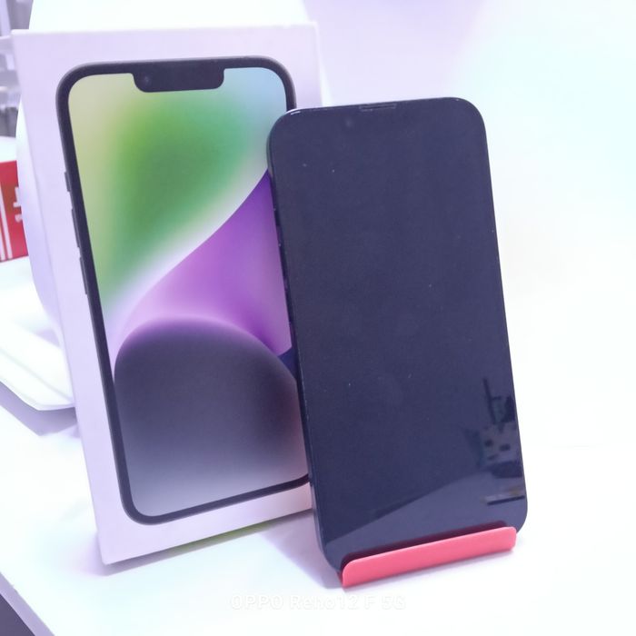 iPhone 14 продаётся